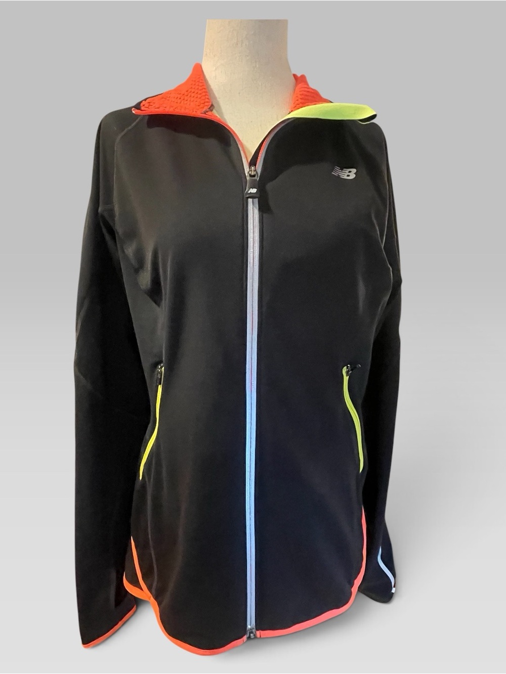 New Balance Running Jacket Thumbholes Reflective Neon Black Medium